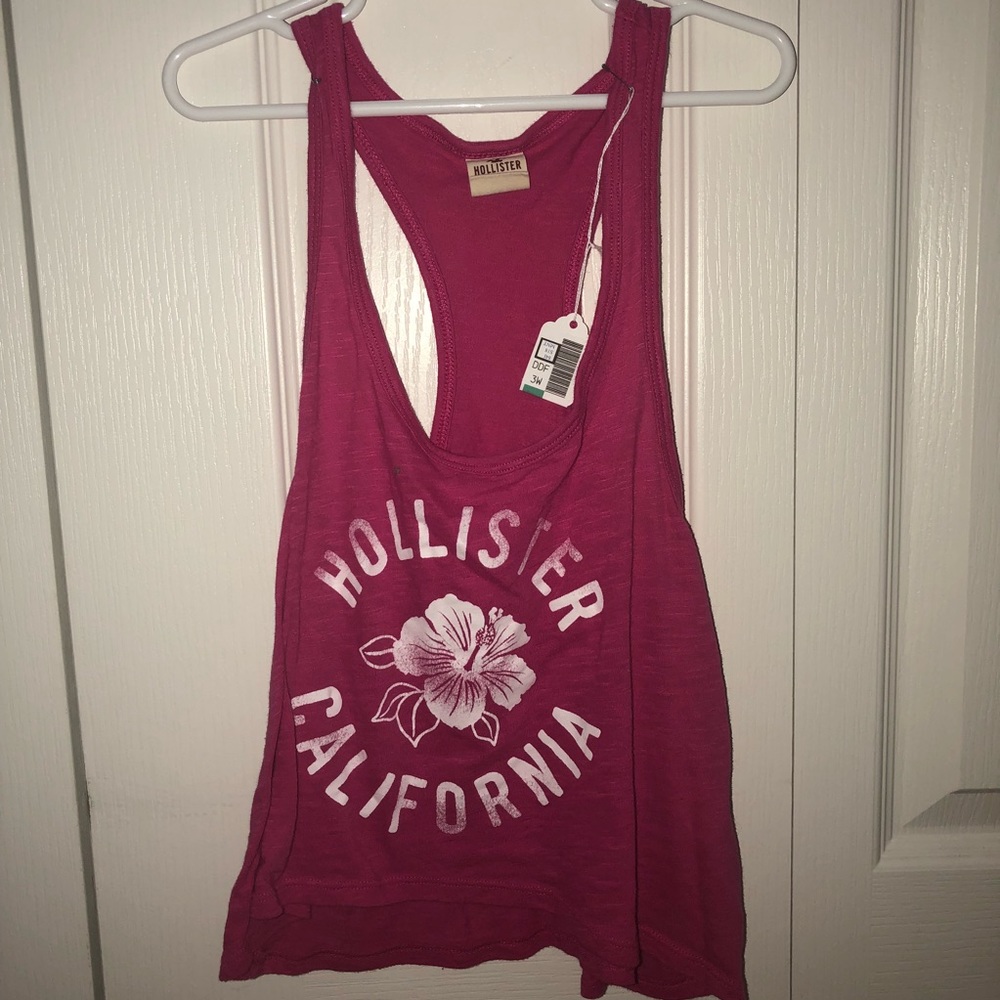 xs pink and white hollister cropped graphic tank